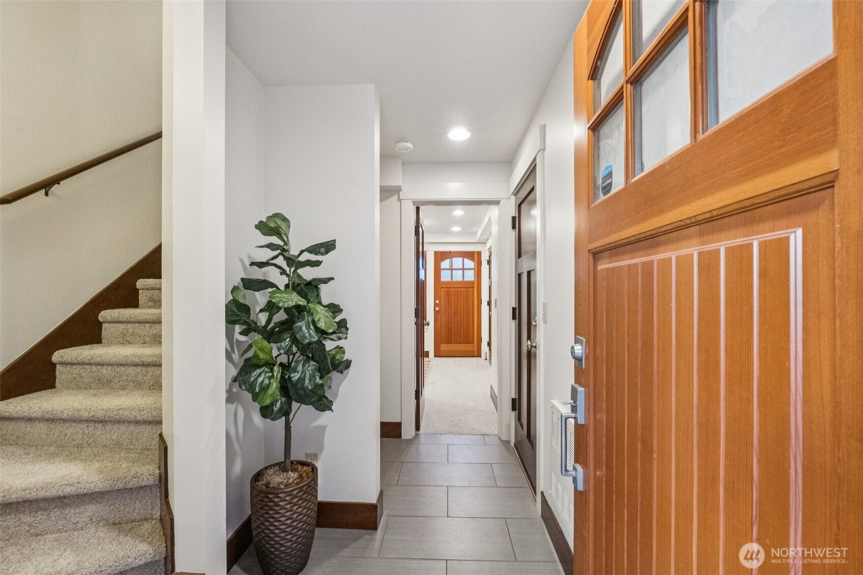 3634 Palatine Avenue N Unit: B