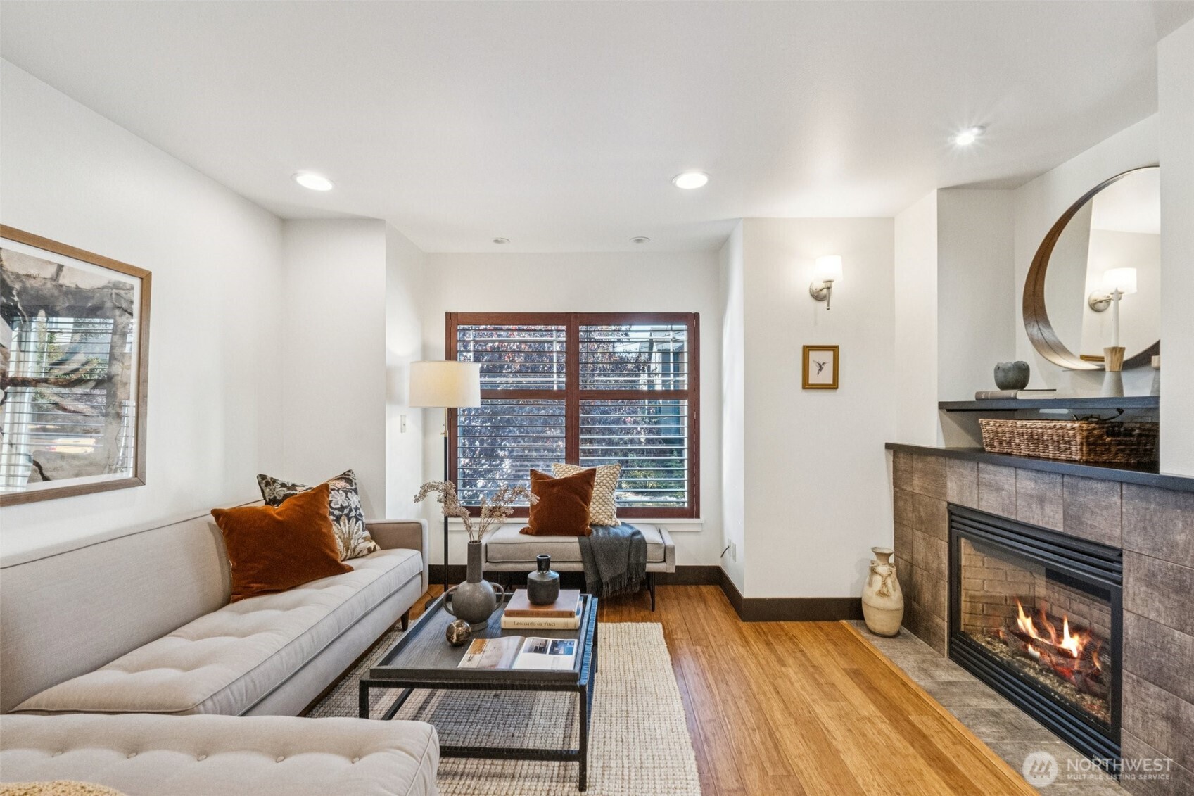 3634 Palatine Avenue N Unit: B