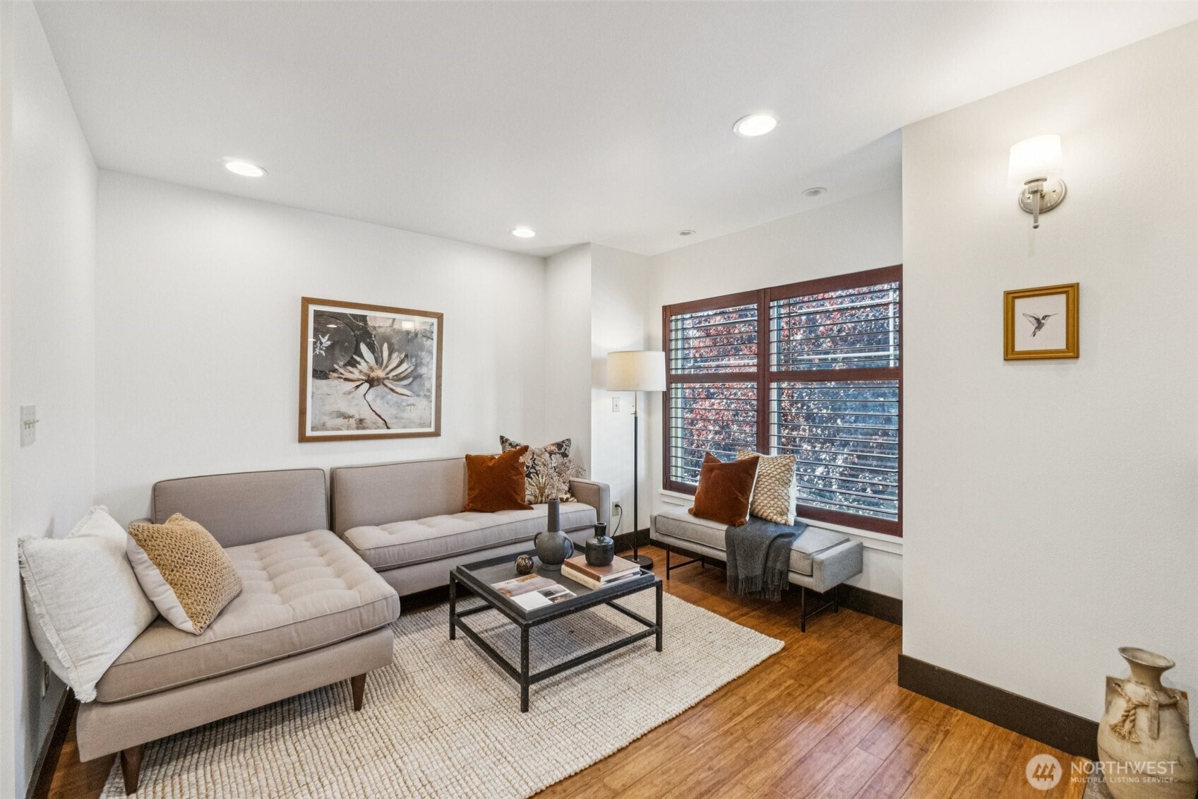 3634 Palatine Avenue N Unit: B