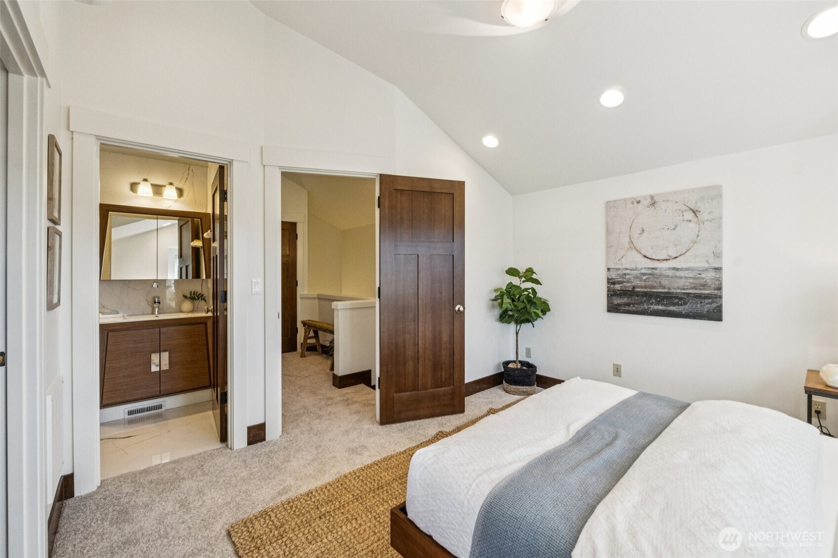 3634 Palatine Avenue N Unit: B