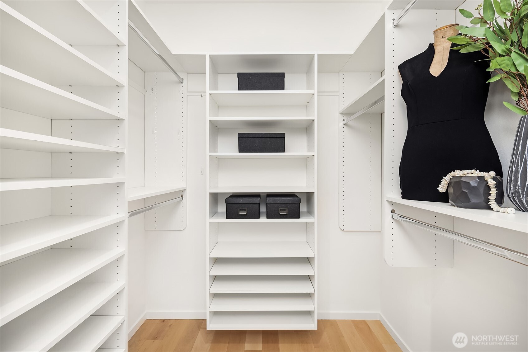 2815 Prosch Avenue W