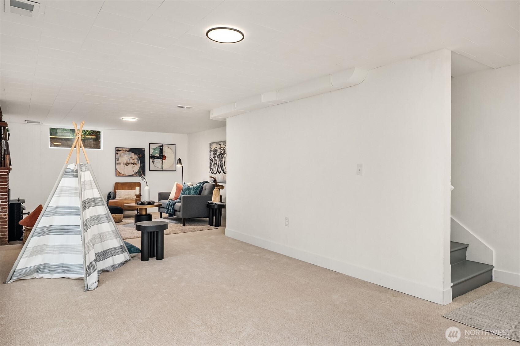 3818 NE 94th Street