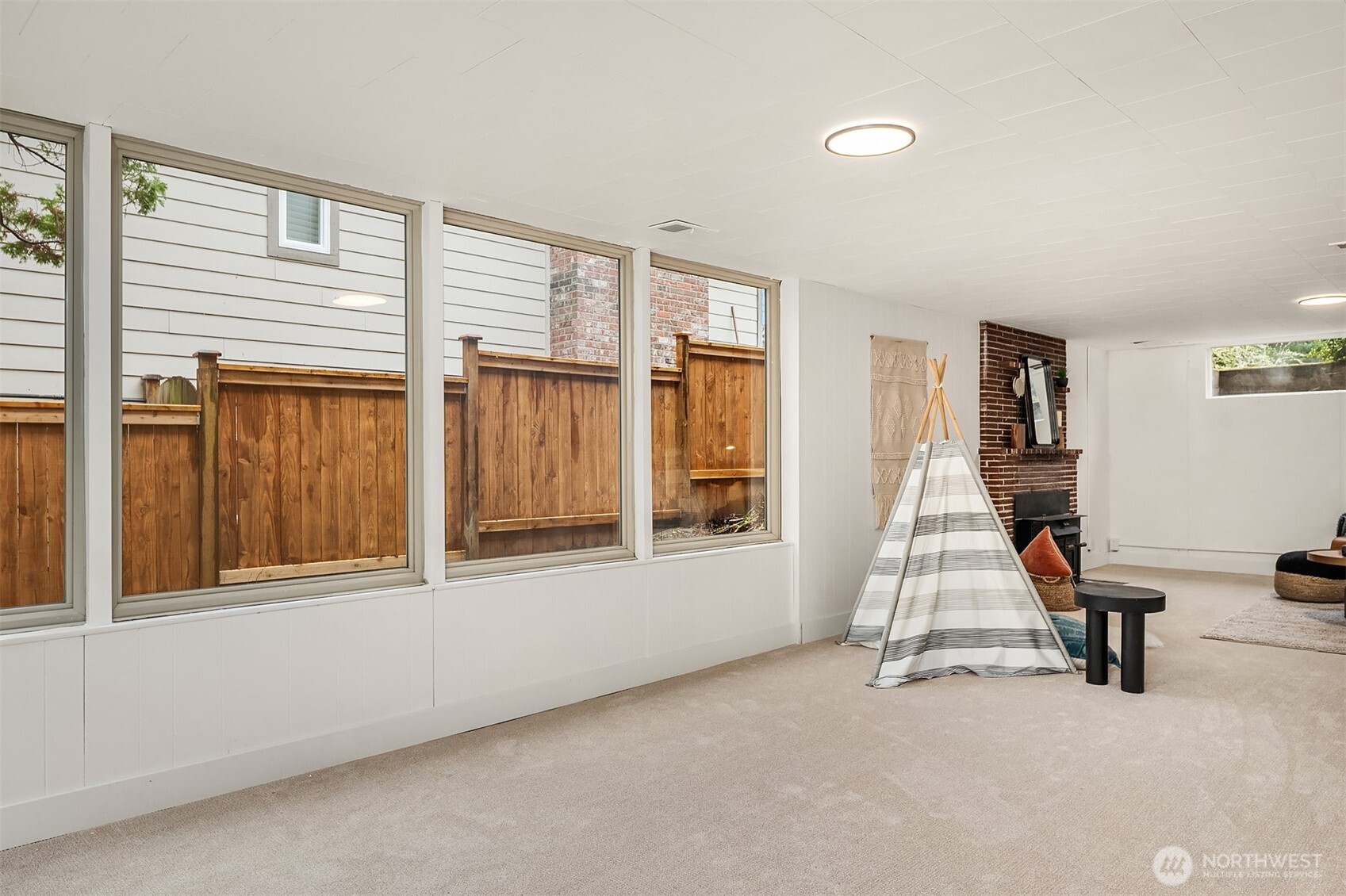 3818 NE 94th Street
