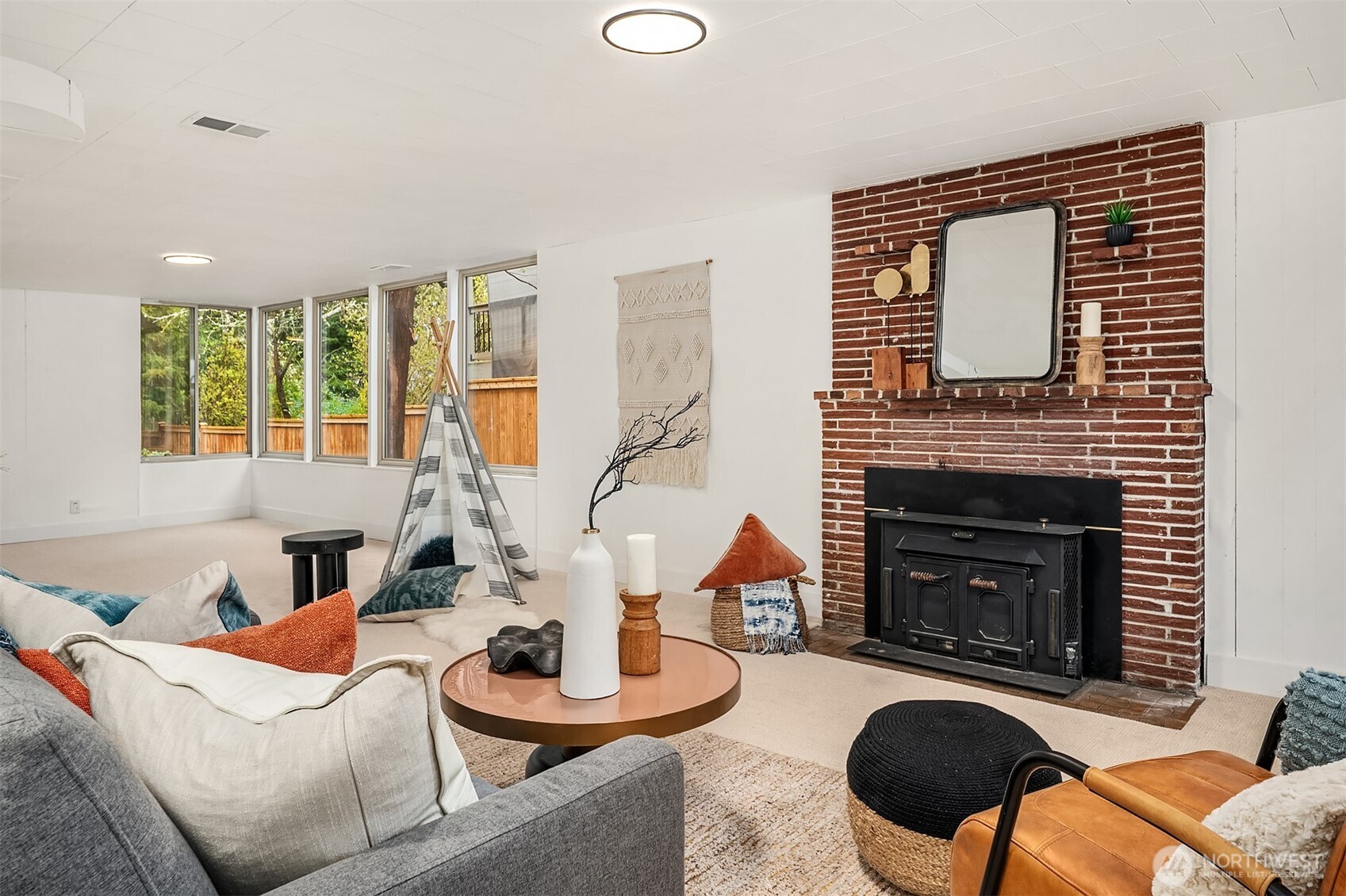 3818 NE 94th Street