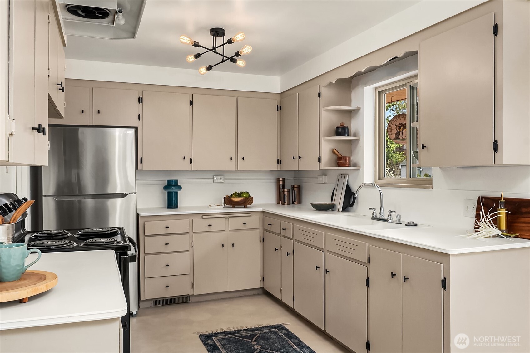 3818 NE 94th Street