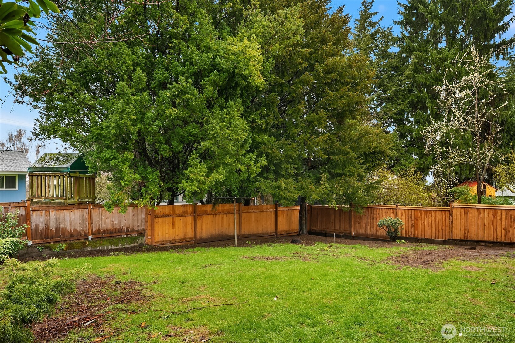 3818 NE 94th Street