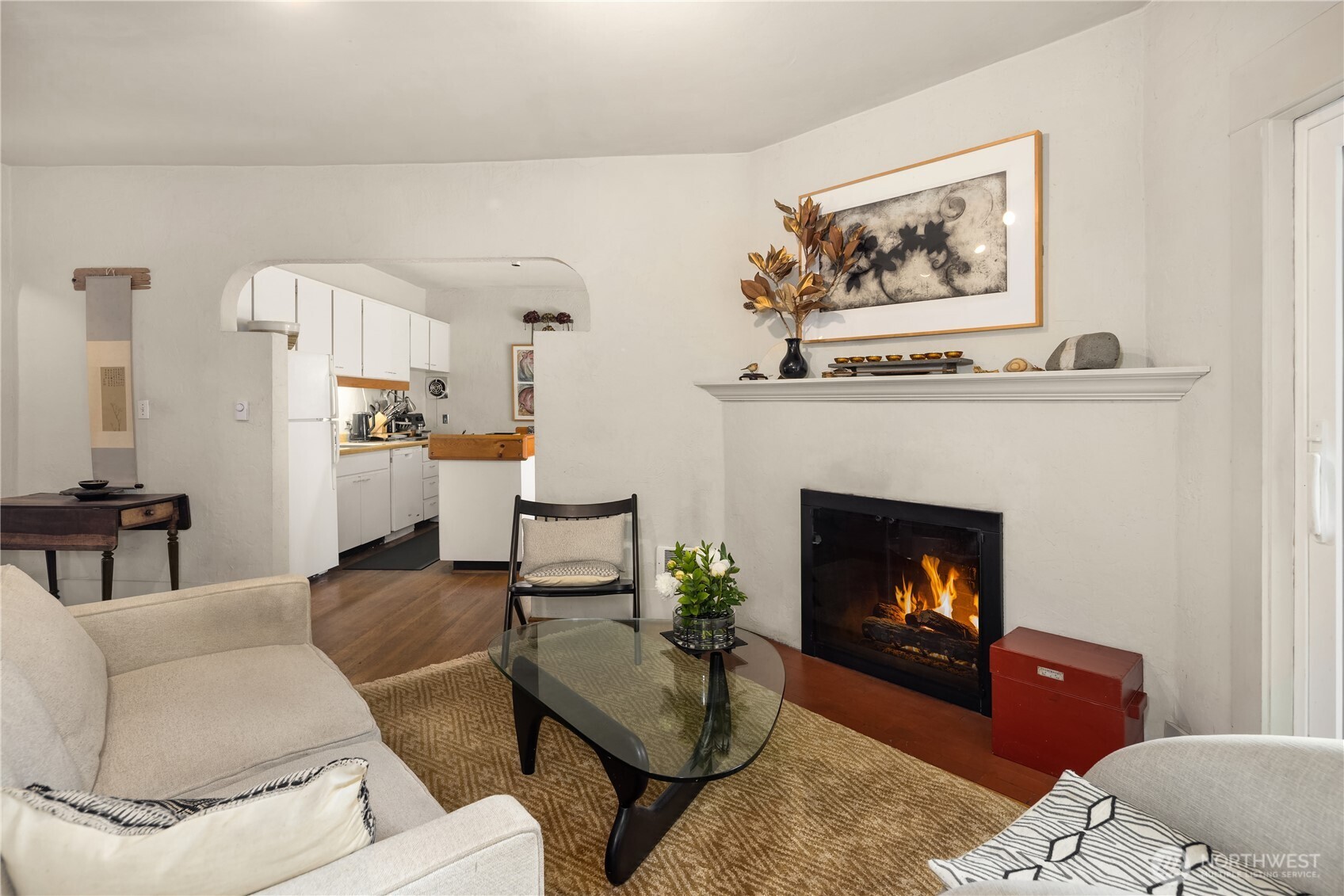 111 W Kinnear Place