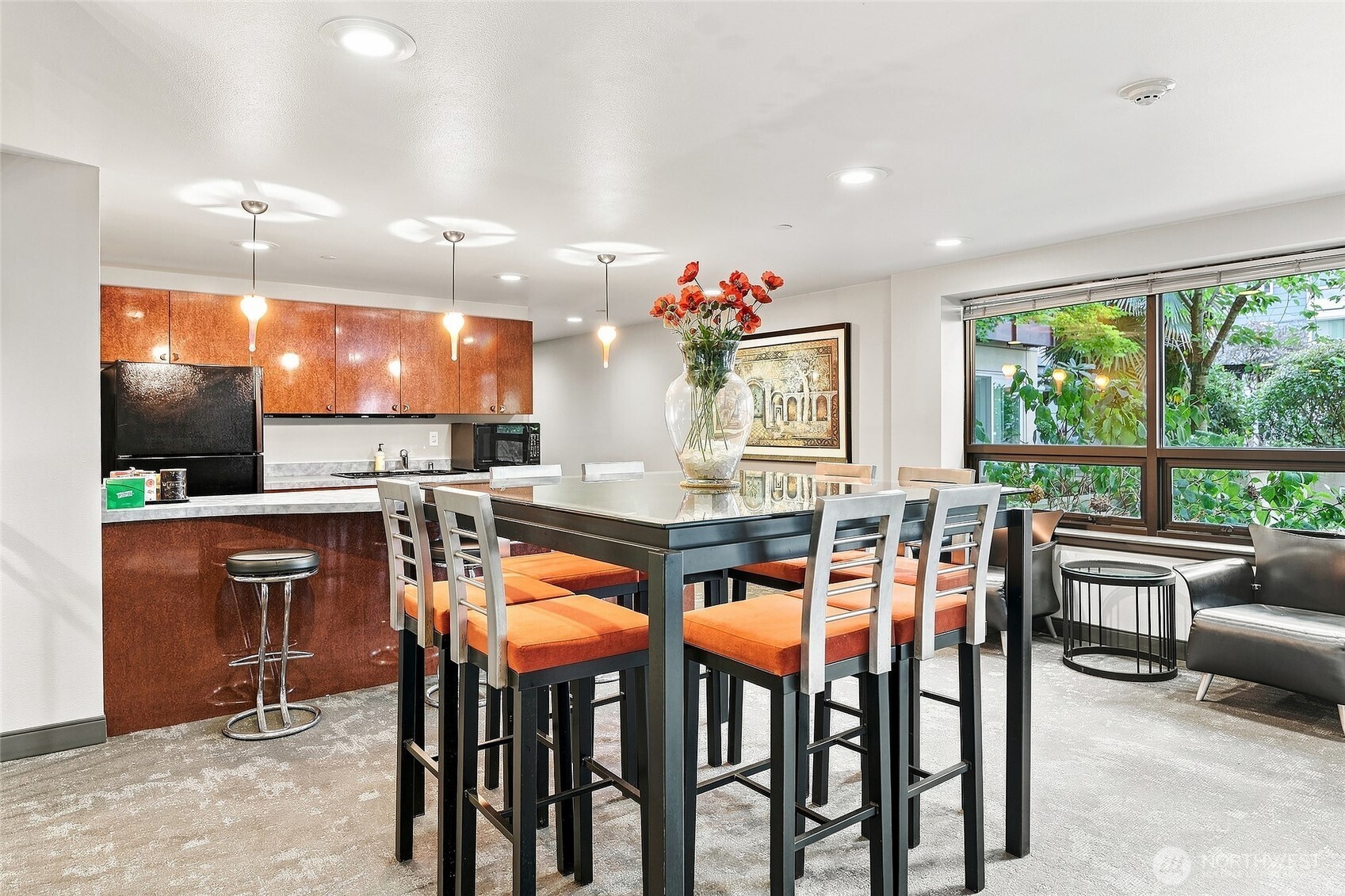 323 Queen Anne Avenue N Unit: 510