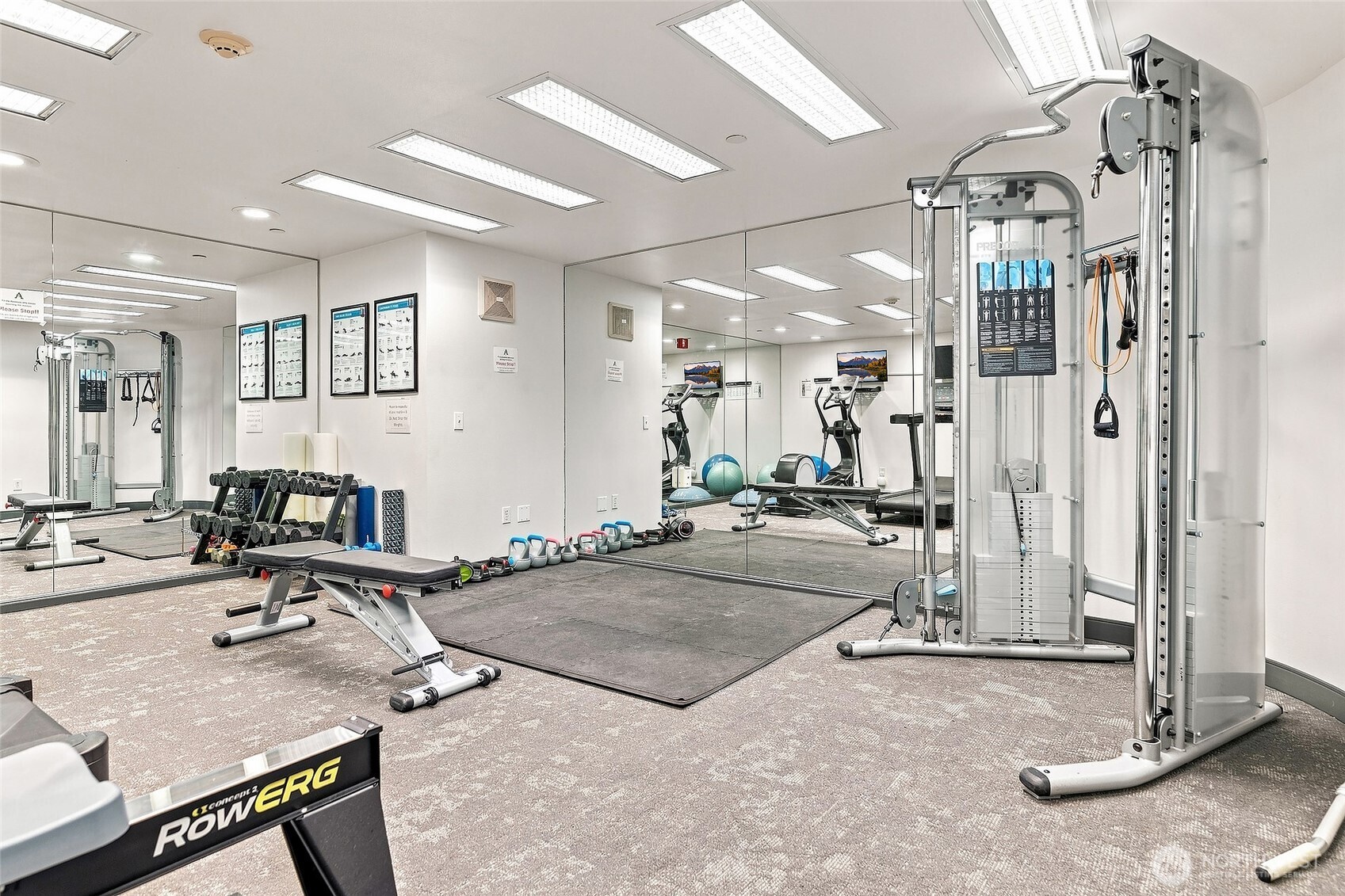 323 Queen Anne Avenue N Unit: 510
