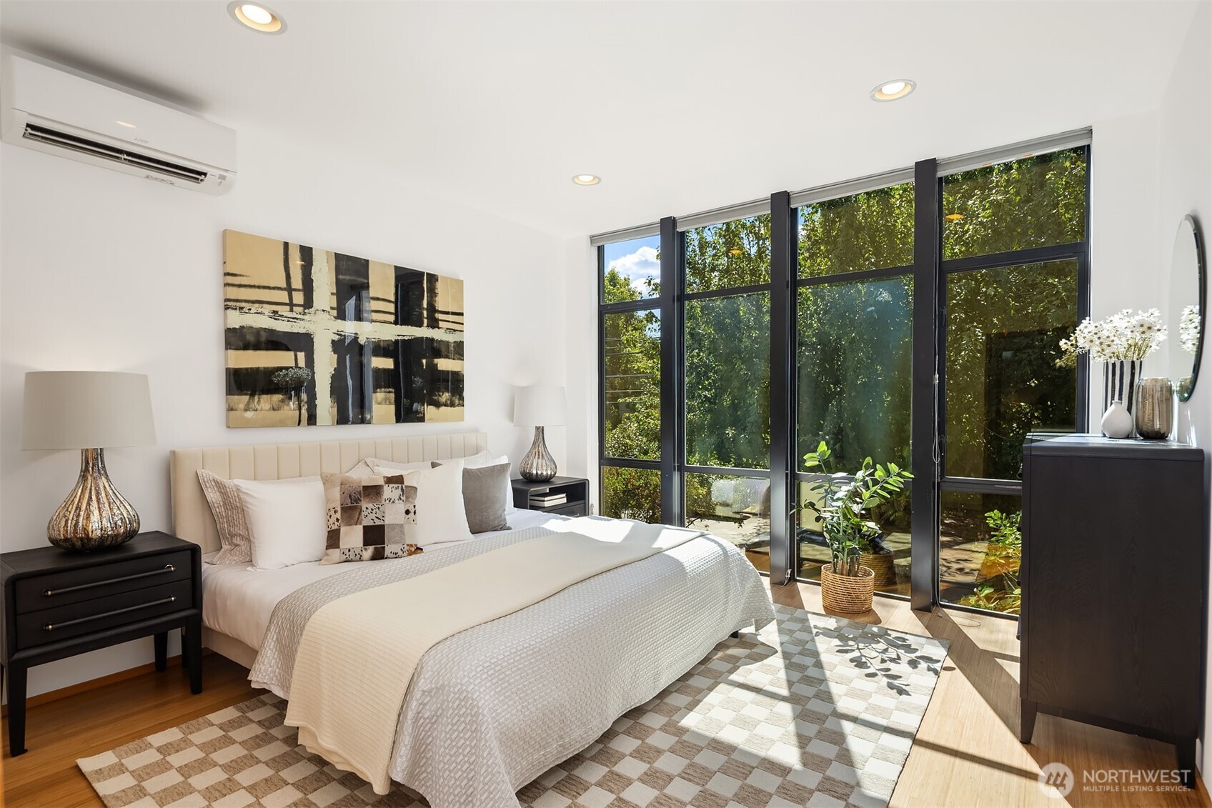 812 S Orcas Street Unit: B