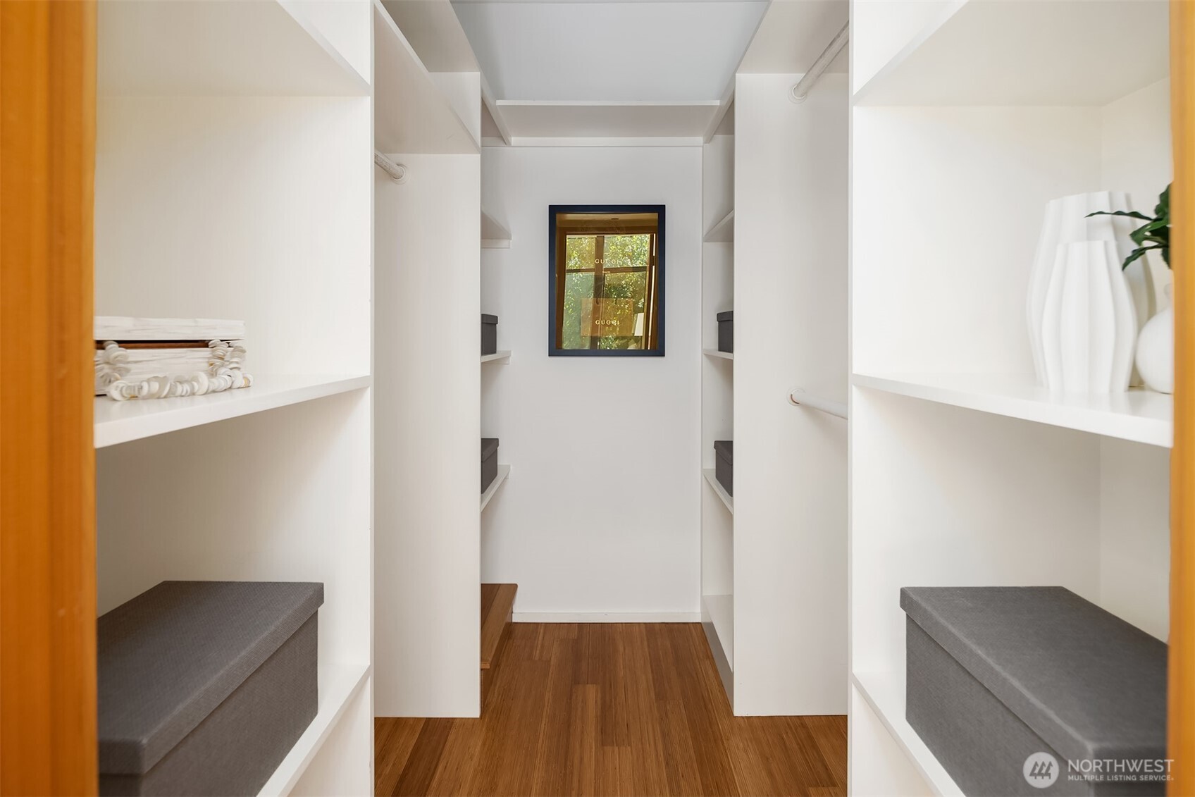 812 S Orcas Street Unit: B