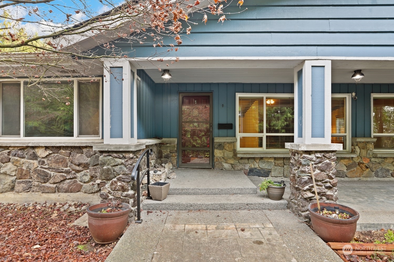 17609 67th Avenue NE