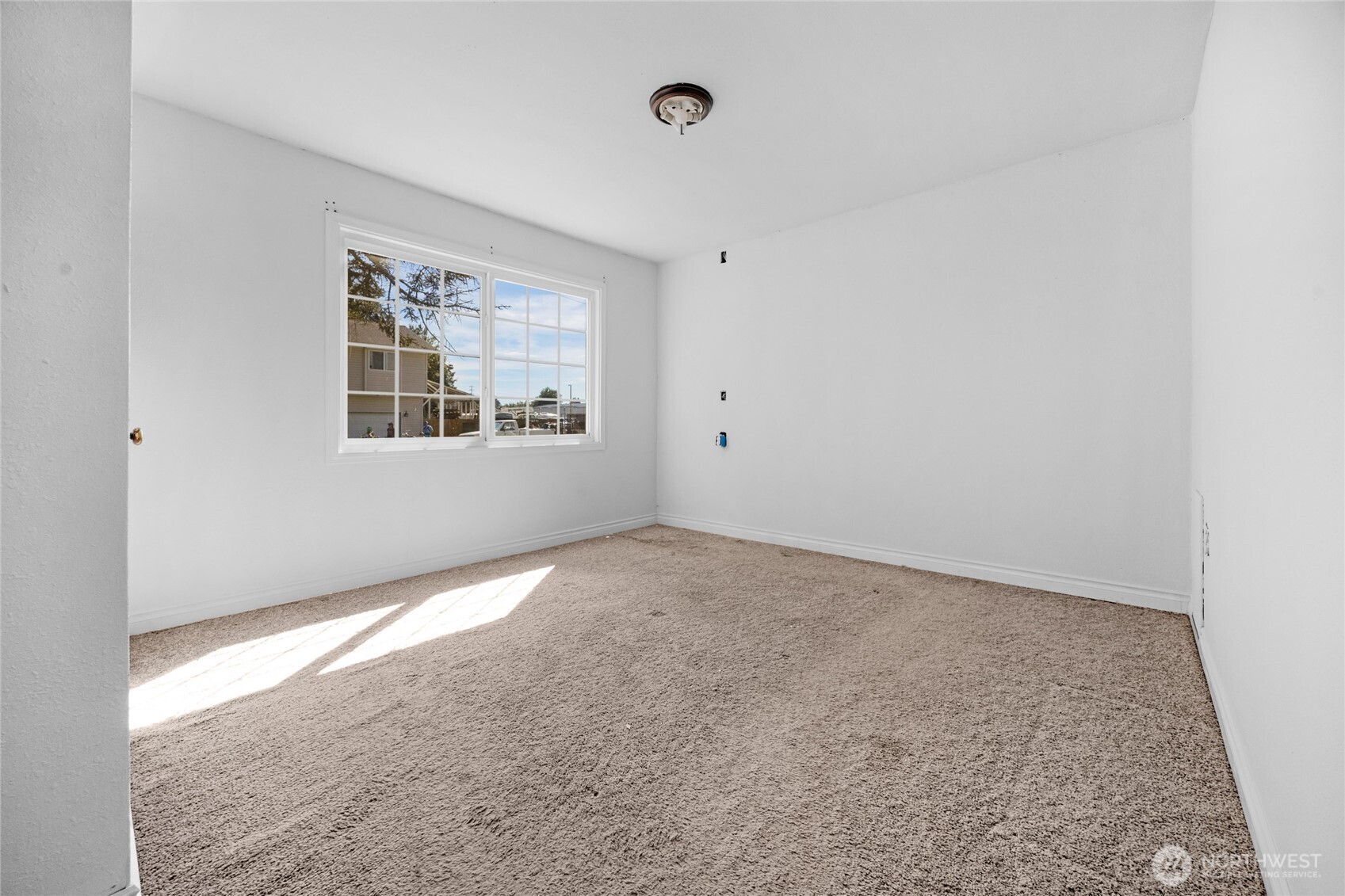 1629 S 6th Street