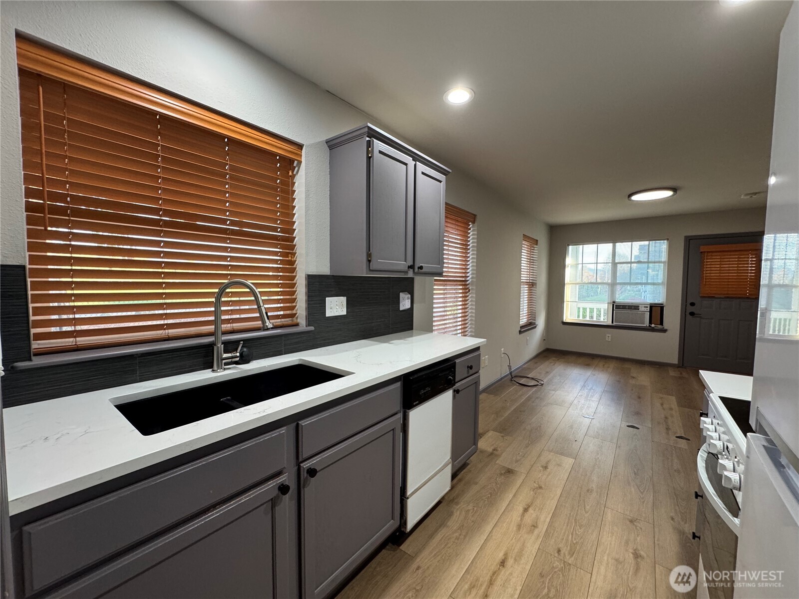 1162 Sinclair Way Unit: 55