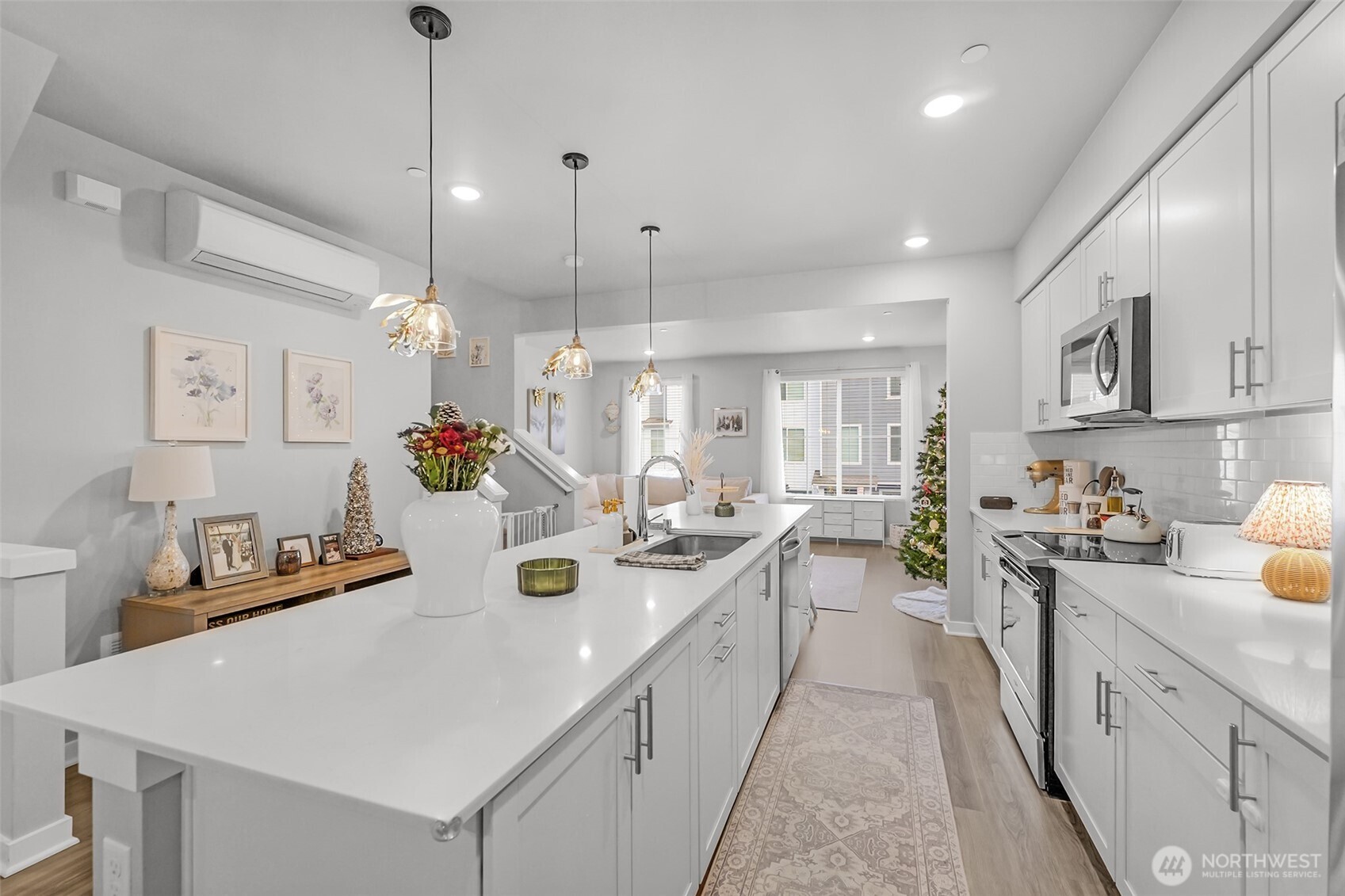 2012 101st Avenue SE Unit: 2