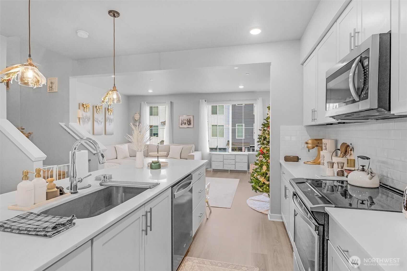 2012 101st Avenue SE Unit: 2