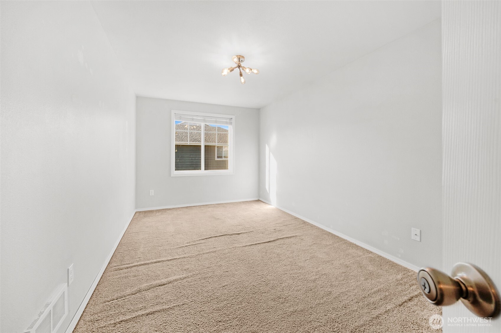 4825 145th Street NE