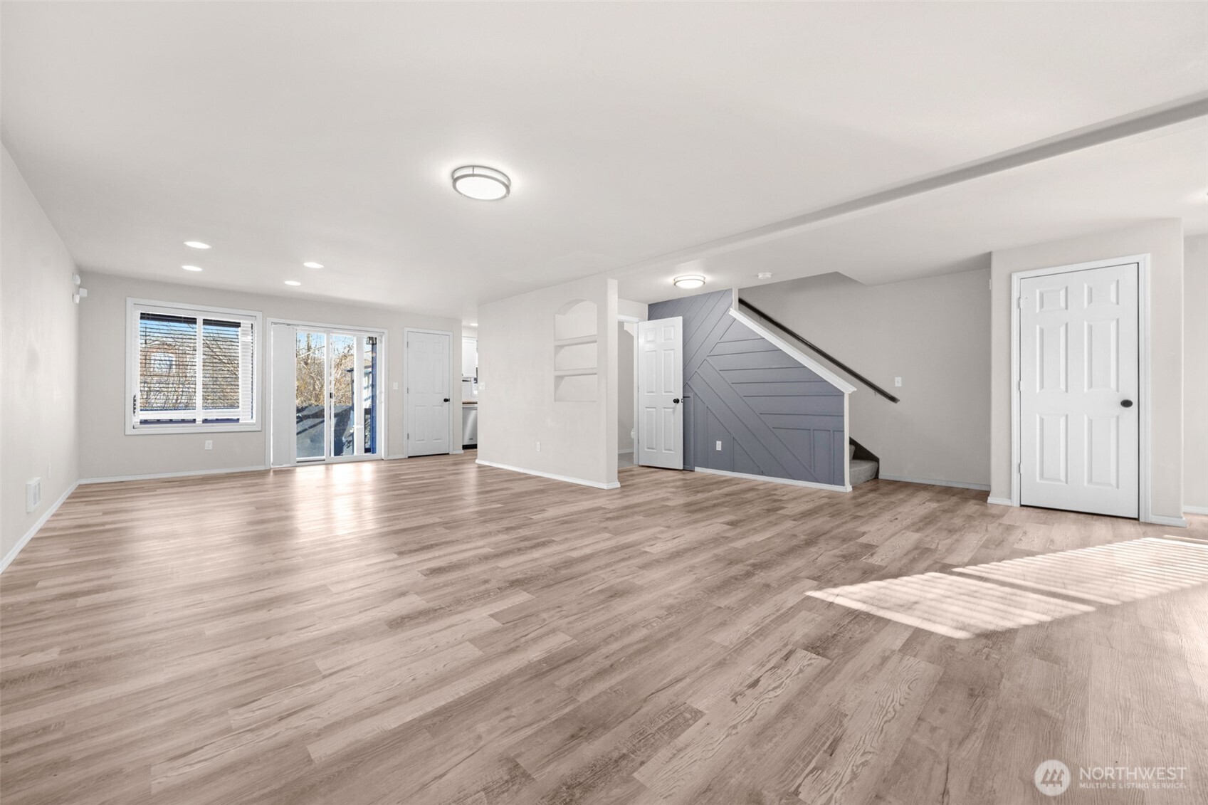 4825 145th Street NE