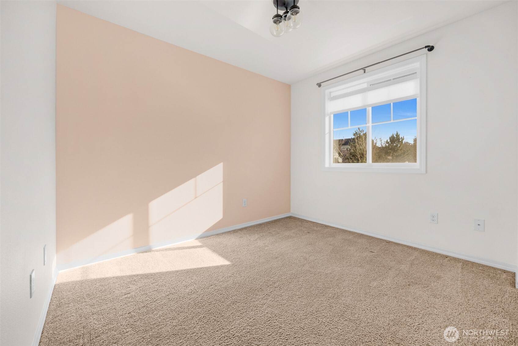 4825 145th Street NE