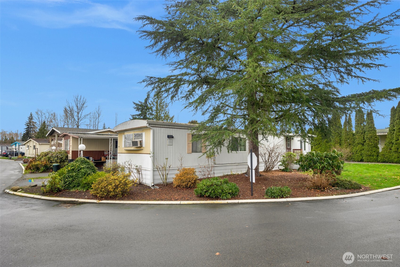 5900 64th Street NE Unit: 70