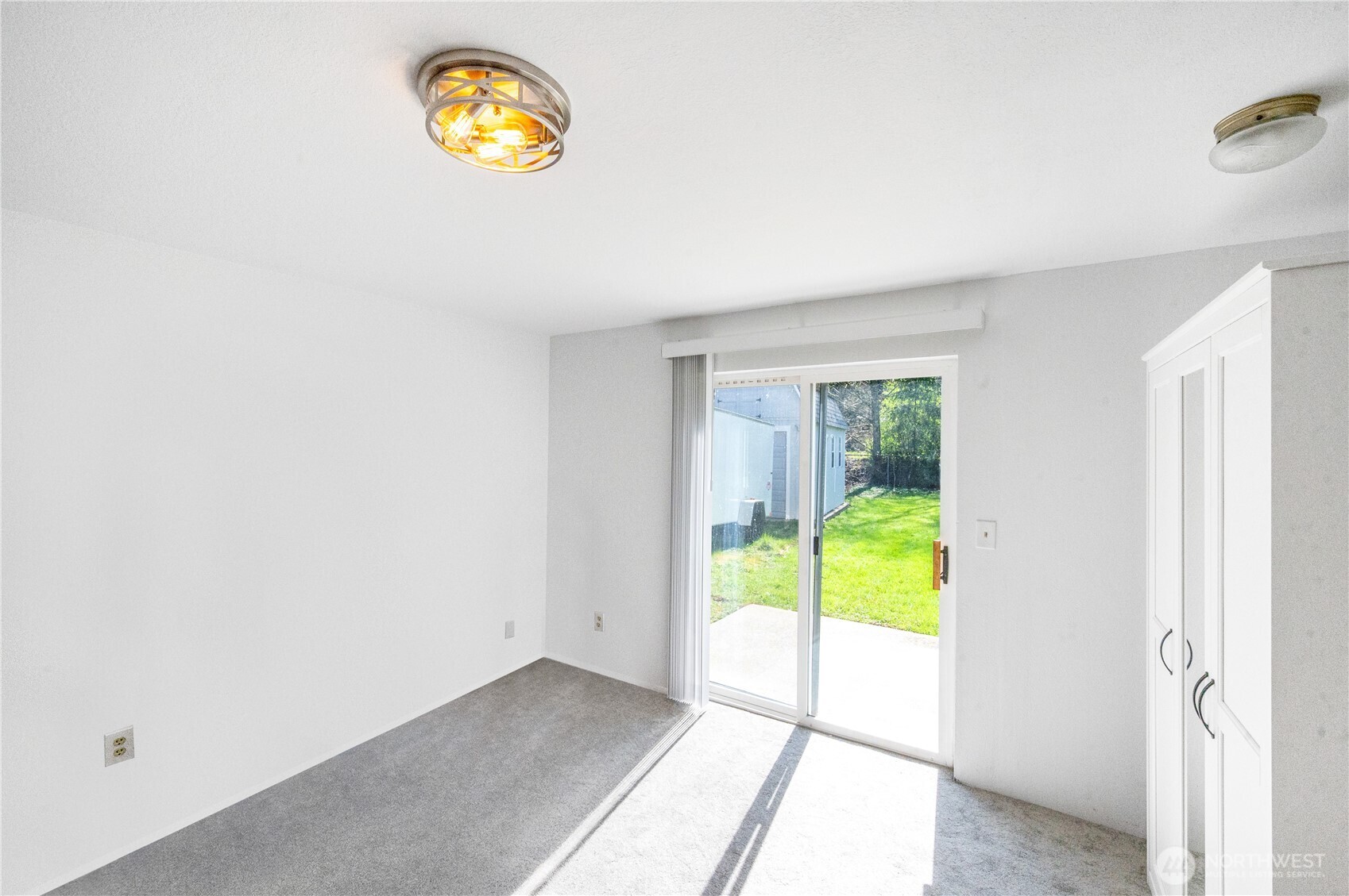 20806 67th Drive NE
