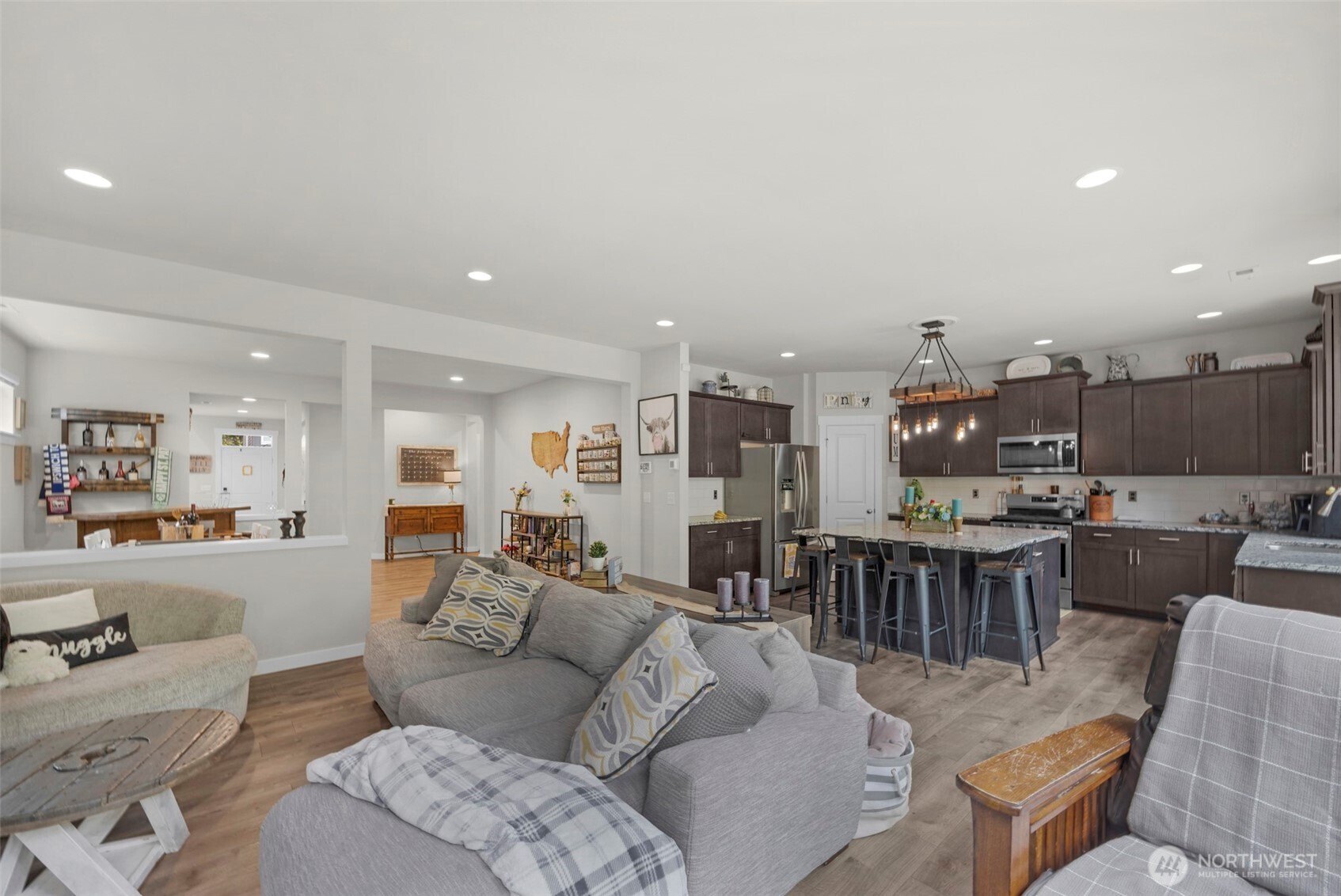 10507 35th Street NE