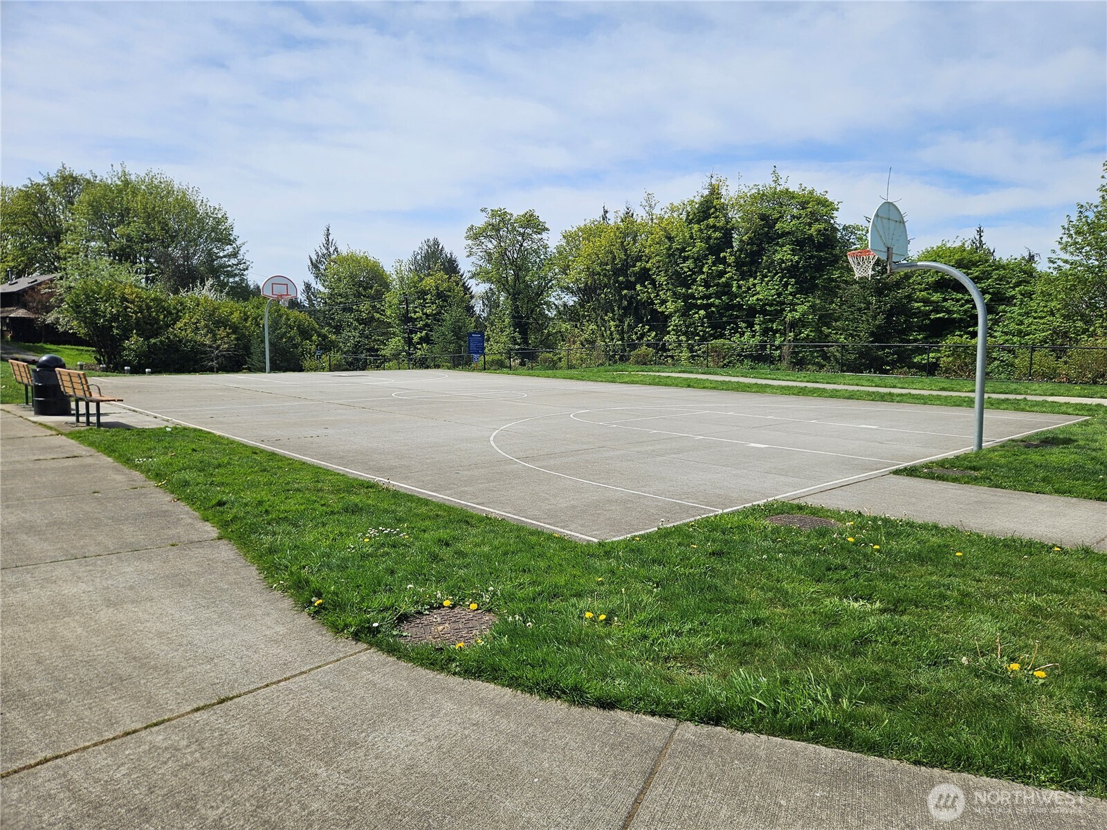 10507 35th Street NE