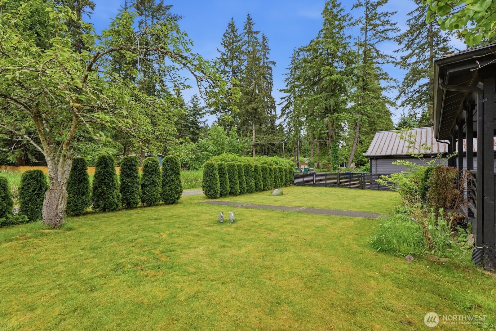 13826 Cascadian Way