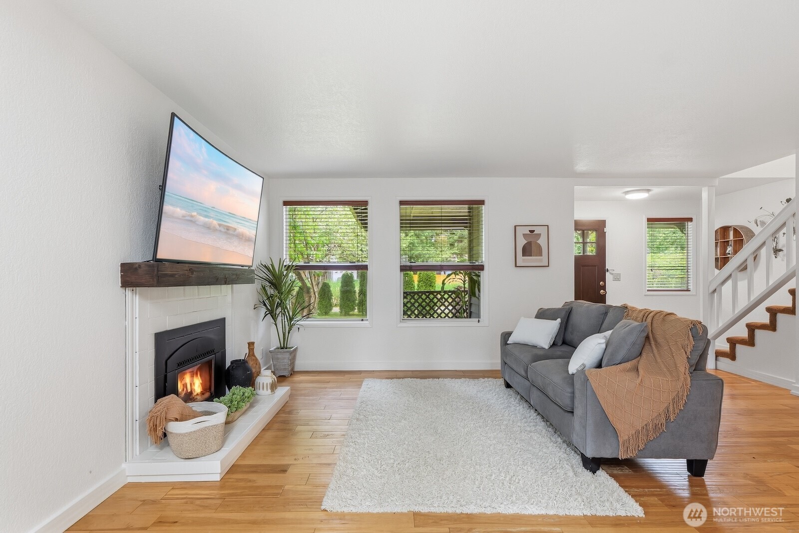 13826 Cascadian Way