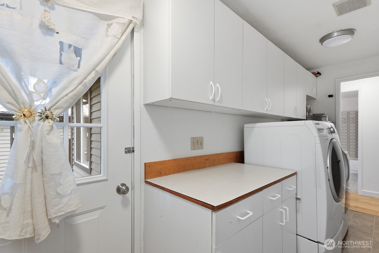 13826 Cascadian Way