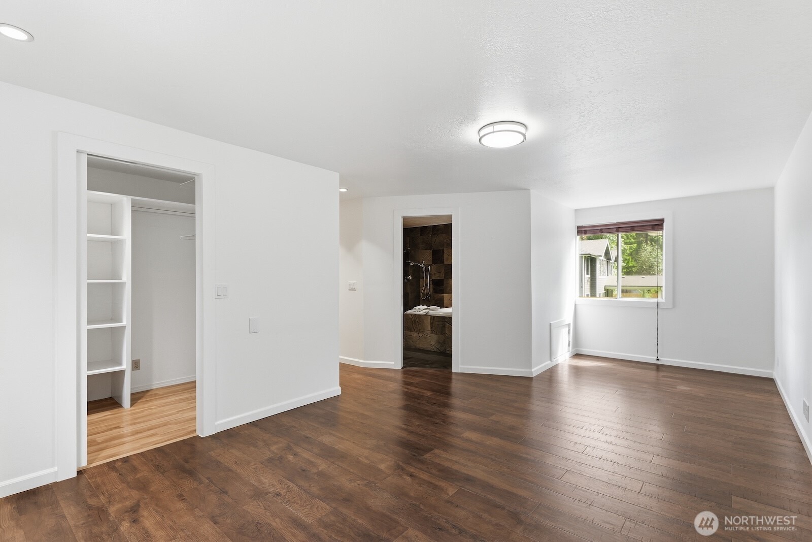 13826 Cascadian Way