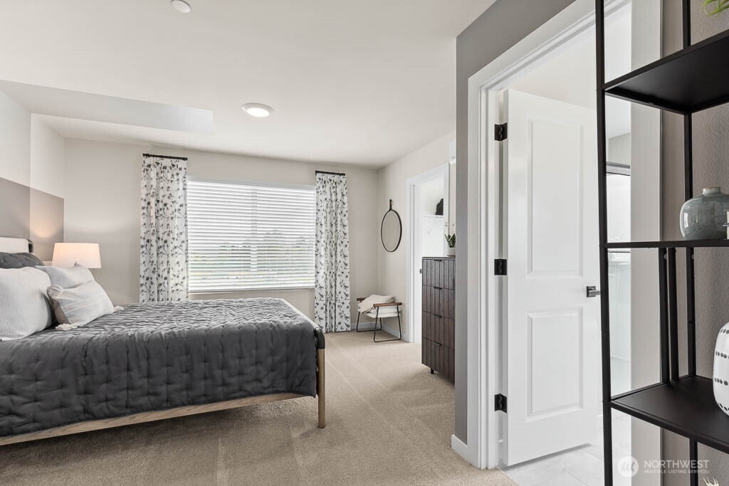 14707 87th Avenue SE Unit: LL1