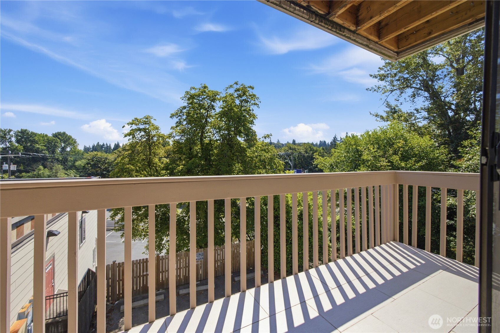 2334 NE 102nd Street Unit: 202