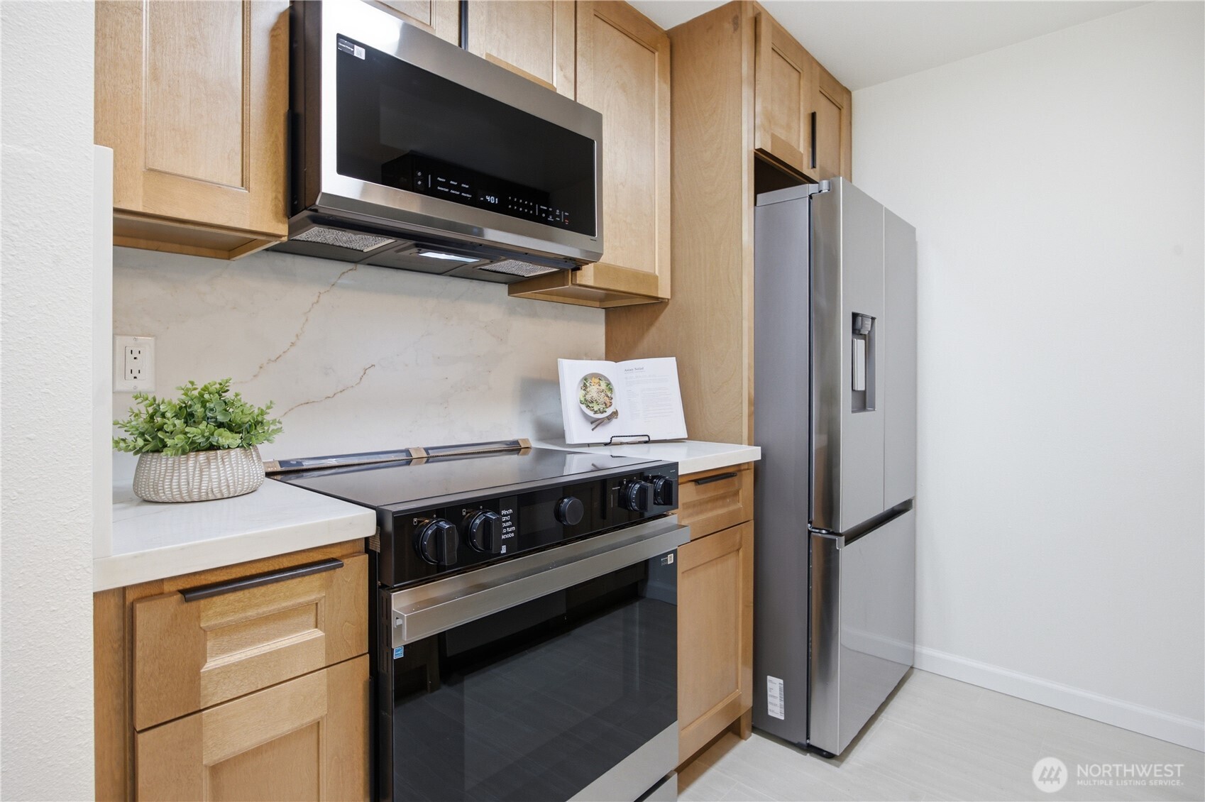 2334 NE 102nd Street Unit: 202