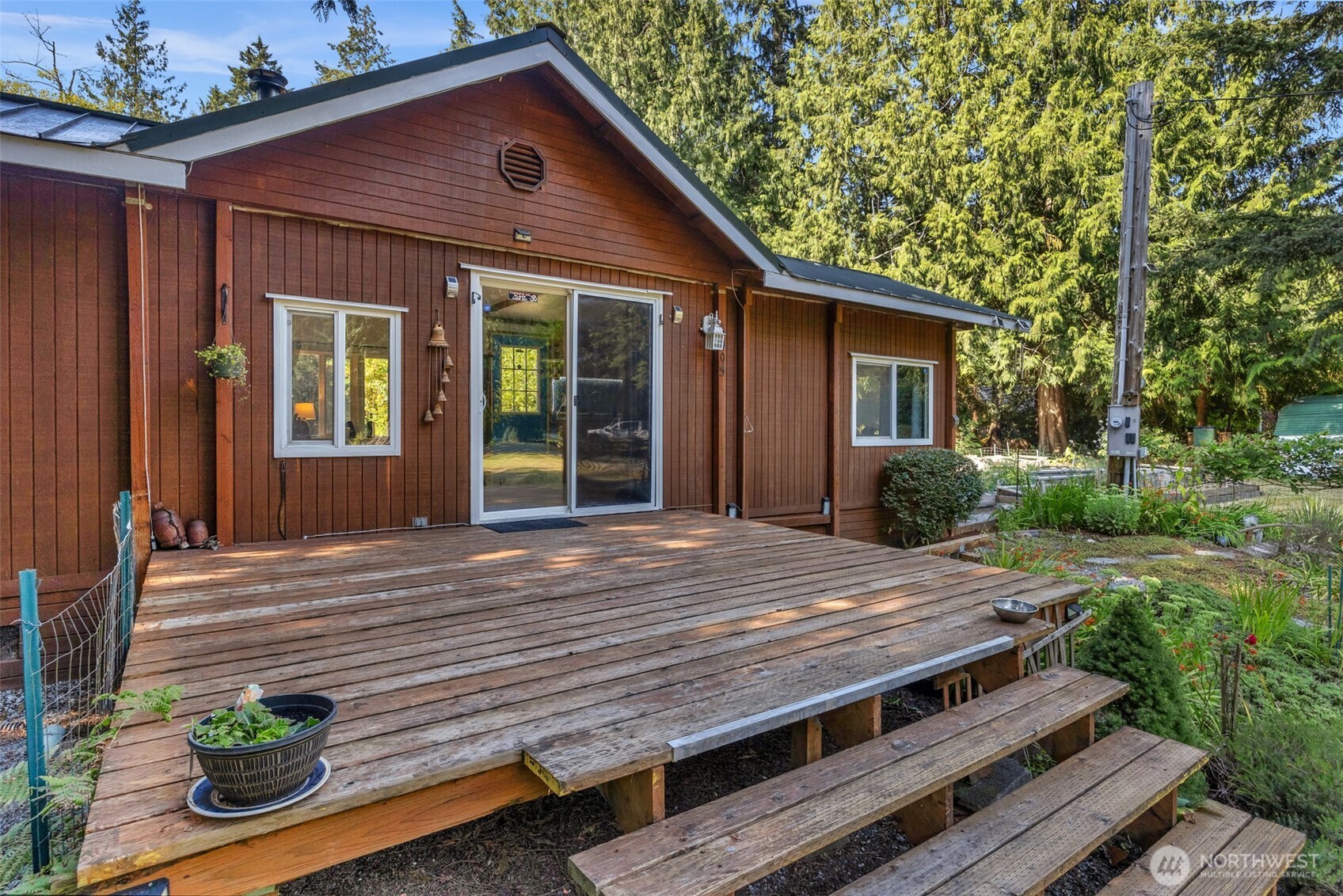 6405 Happy Hollow Road