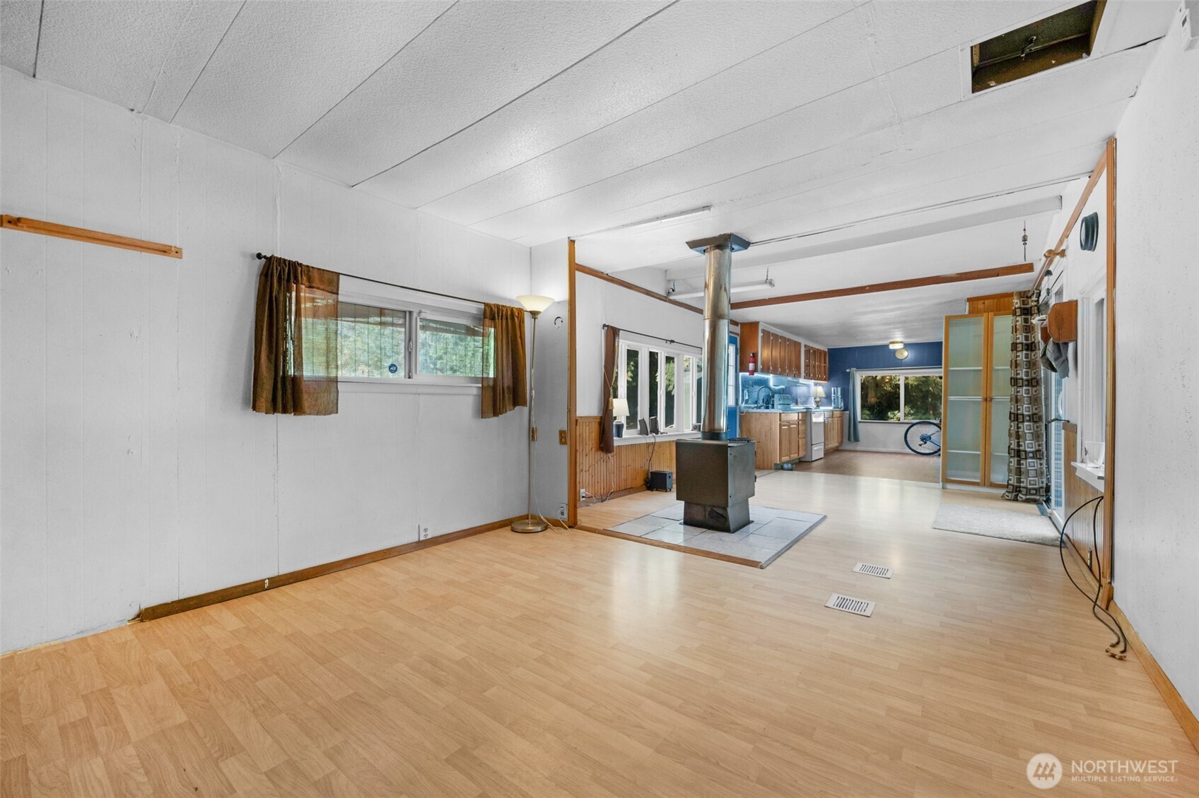 6405 Happy Hollow Road