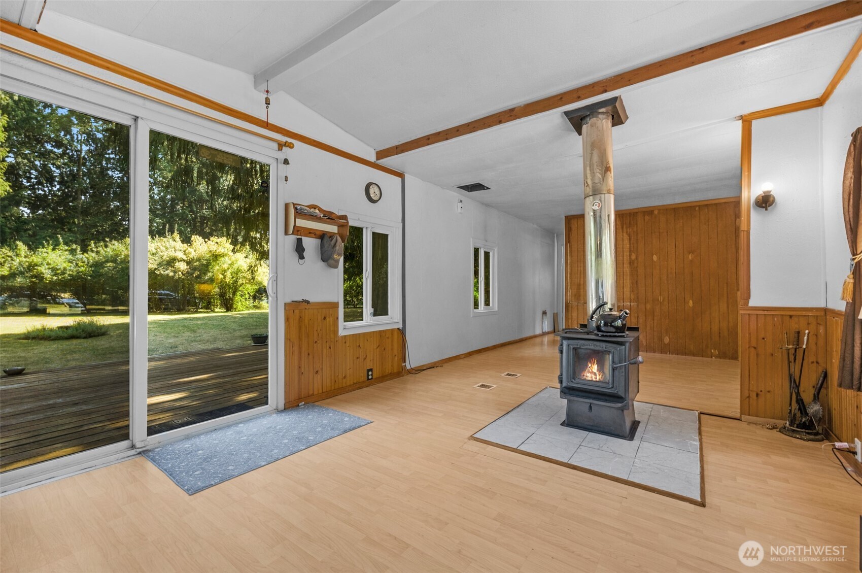 6405 Happy Hollow Road