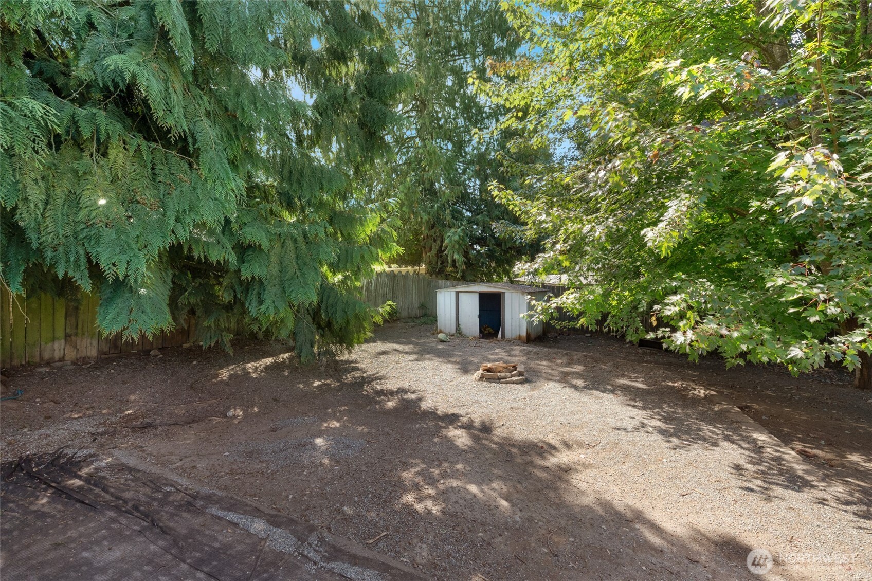 902 Peters Place