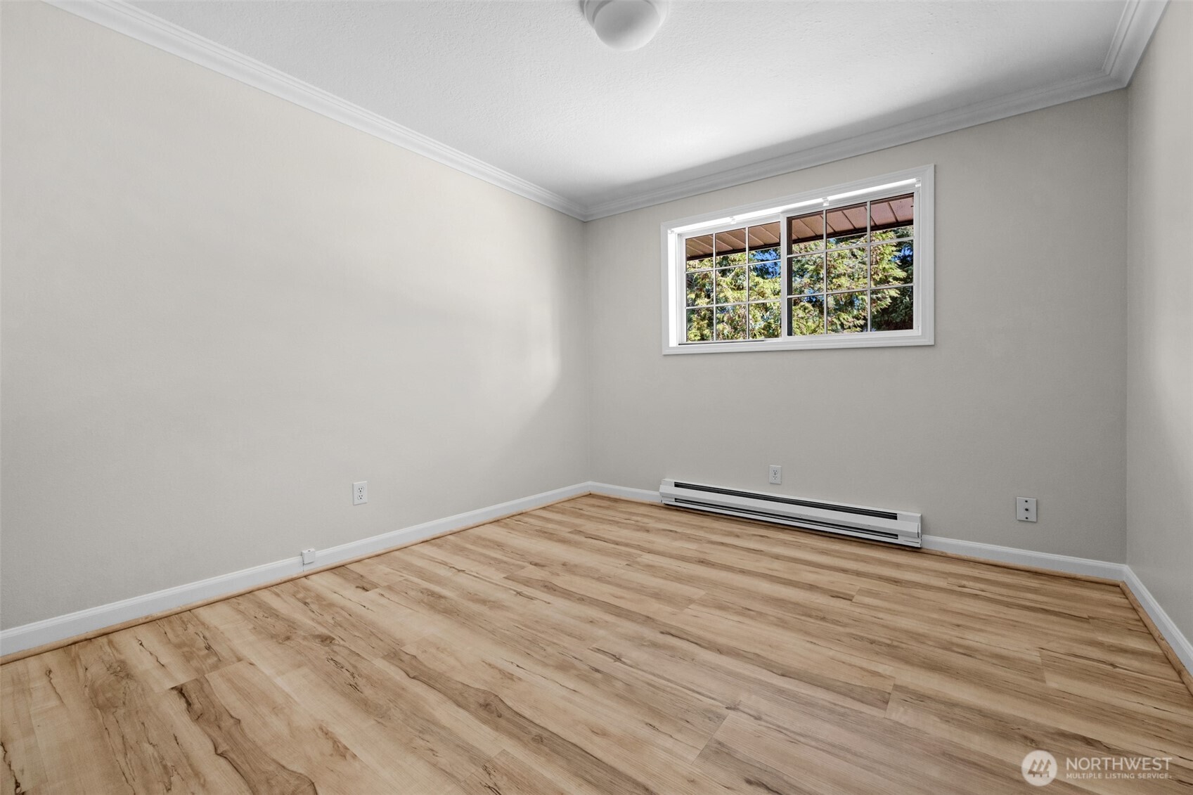902 Peters Place