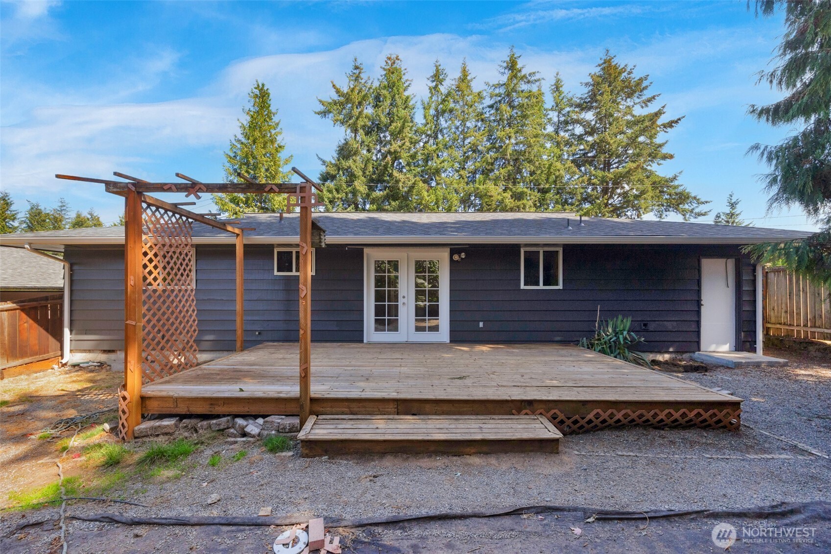 902 Peters Place