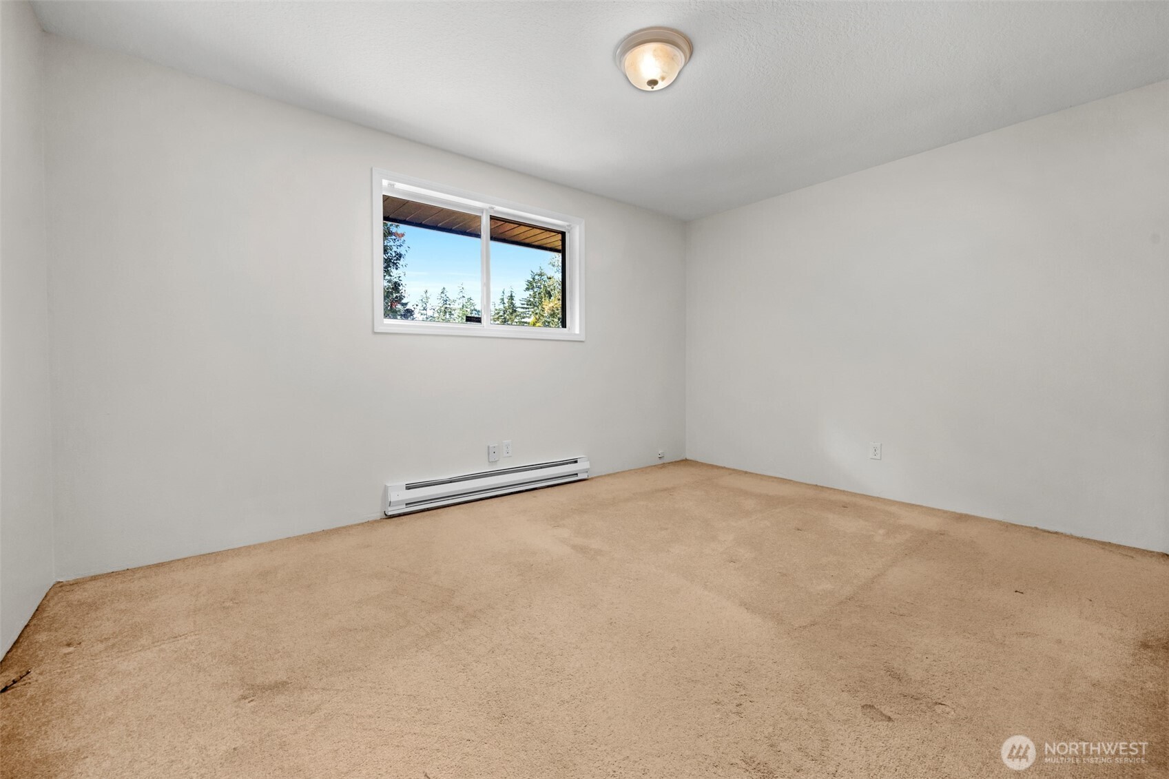 902 Peters Place