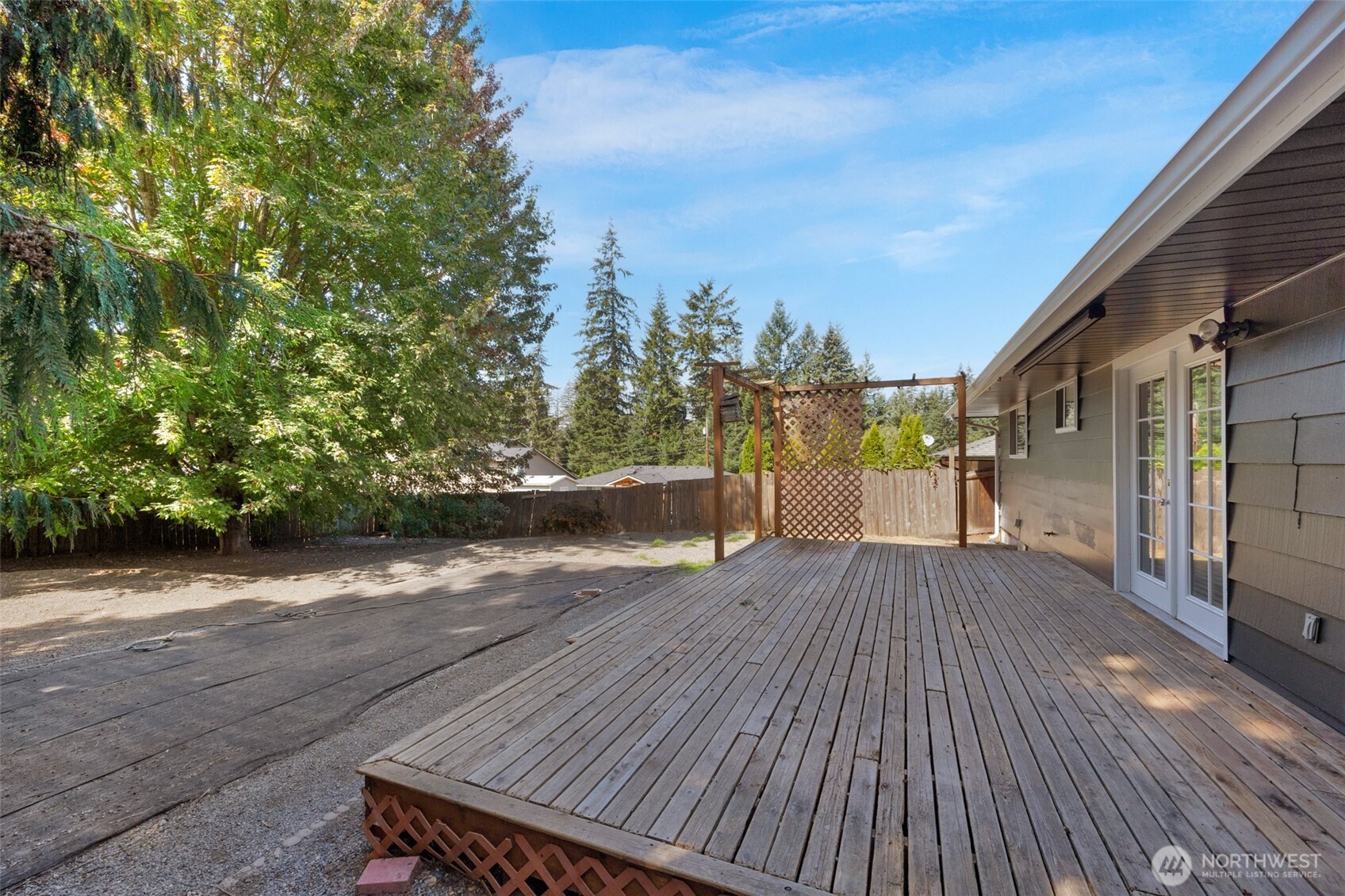 902 Peters Place