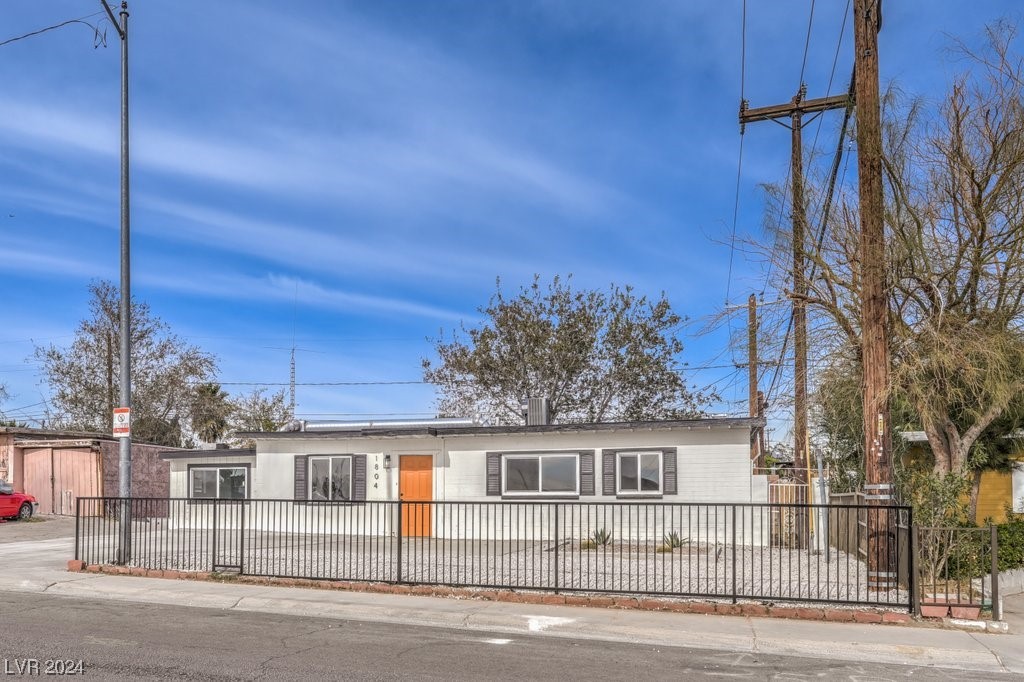 1804 East Evans Avenue