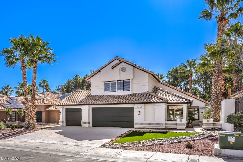 10009 Mahogany Grove Lane