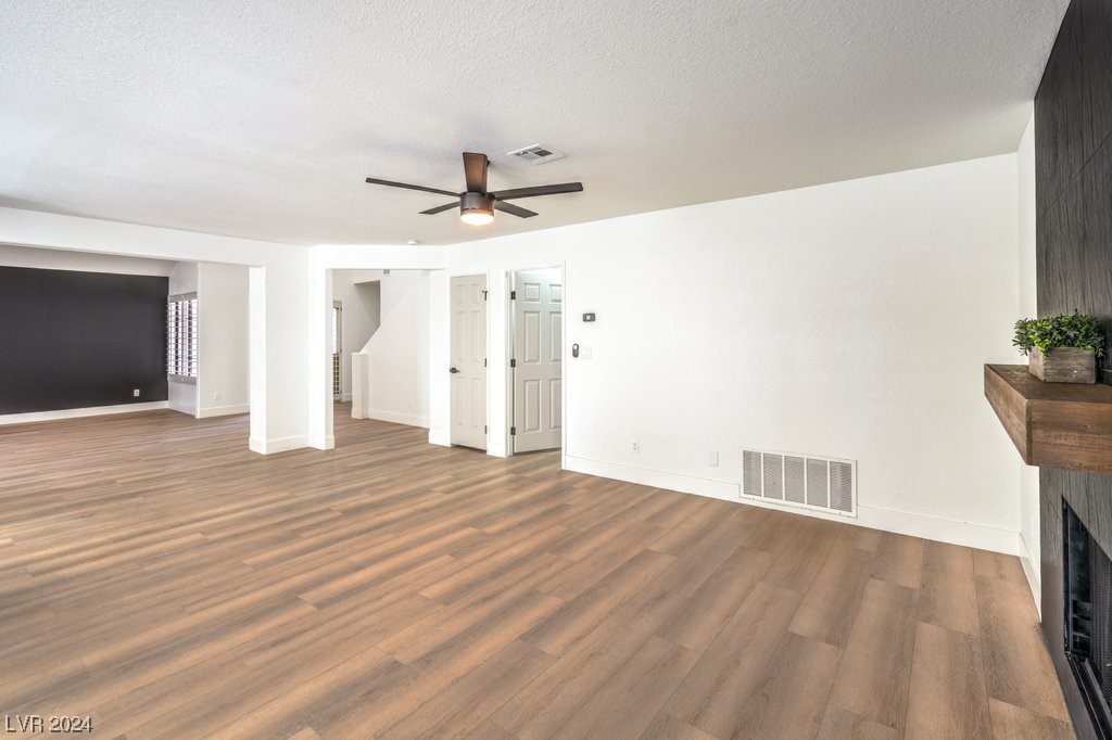 10009 Mahogany Grove Lane