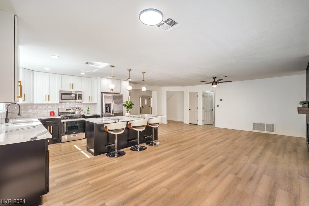 10009 Mahogany Grove Lane