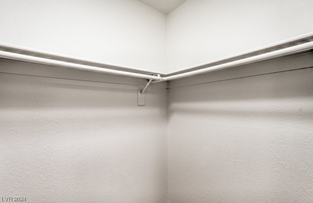 10009 Mahogany Grove Lane