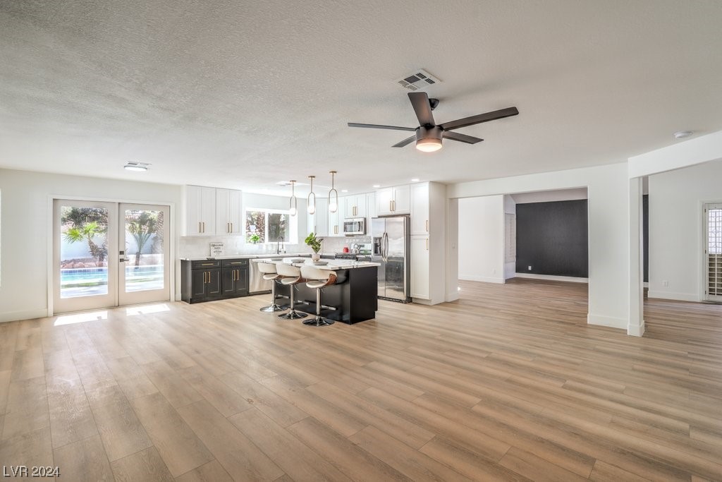 10009 Mahogany Grove Lane