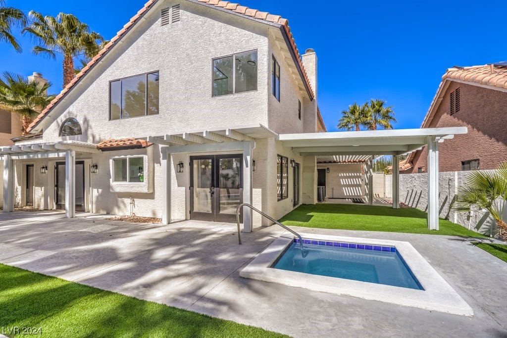 10009 Mahogany Grove Lane