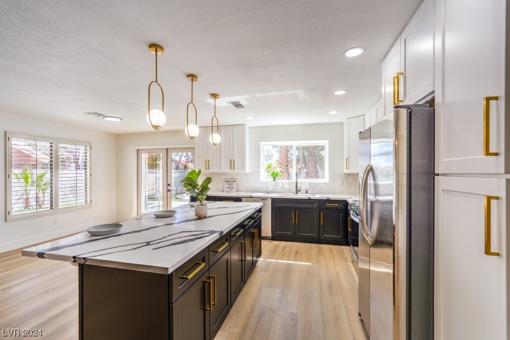 10009 Mahogany Grove Lane